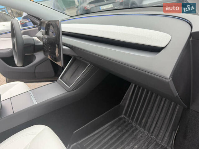 Серый Тесла Model Y, объемом двигателя 0 л и пробегом 3 тыс. км за 52000 $, фото 16 на Automoto.ua