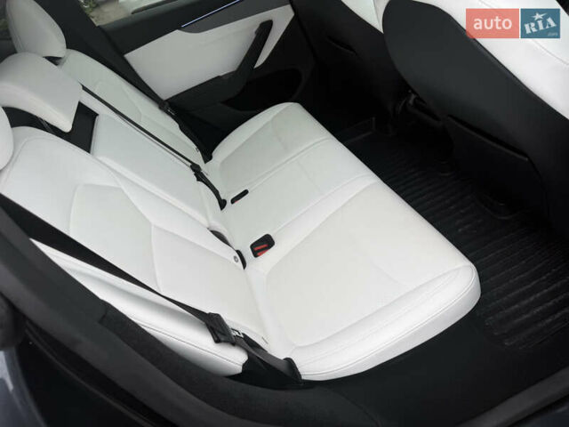 Серый Тесла Model Y, объемом двигателя 0 л и пробегом 3 тыс. км за 52000 $, фото 22 на Automoto.ua