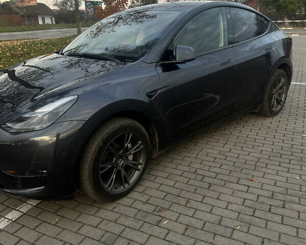 Тесла Model Y 2025 в Коломые на Automoto.ua Серый Тесла Model Y, объемом двигателя 0 л и пробегом 2 тыс. км за 34500 $, фото 3 на Automoto.ua