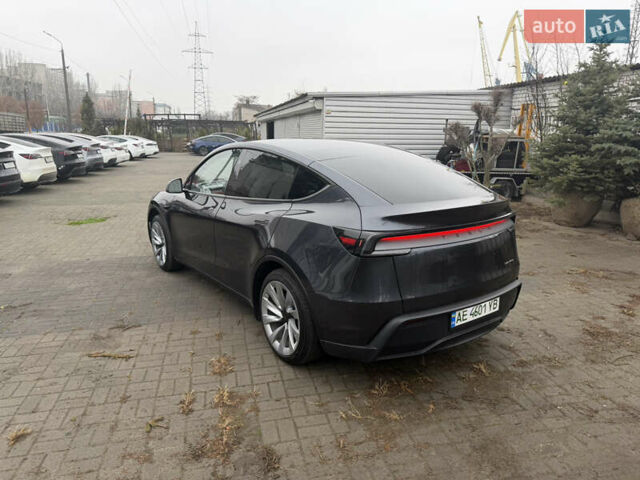 Серый Тесла Model Y, объемом двигателя 0 л и пробегом 3 тыс. км за 52000 $, фото 8 на Automoto.ua