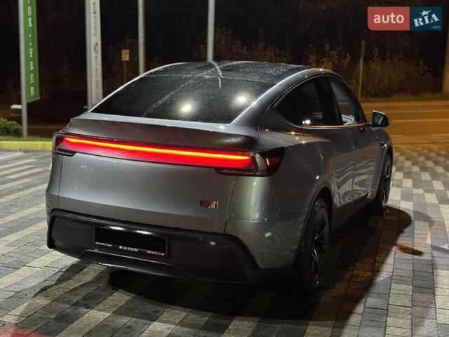 Серый Тесла Model Y, объемом двигателя 0 л и пробегом 1 тыс. км за 55000 $, фото 20 на Automoto.ua