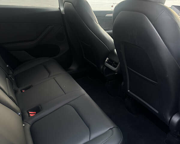 Тесла Model Y 2025 в Коломые на Automoto.ua Серый Тесла Model Y, объемом двигателя 0 л и пробегом 2 тыс. км за 34500 $, фото 11 на Automoto.ua