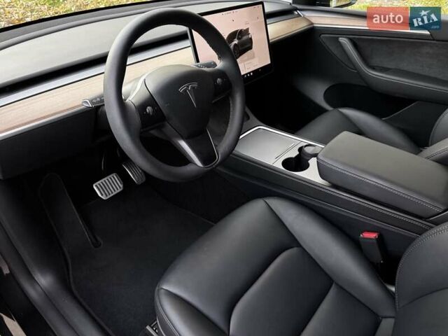 Серый Тесла Model Y, объемом двигателя 0 л и пробегом 5 тыс. км за 35700 $, фото 8 на Automoto.ua