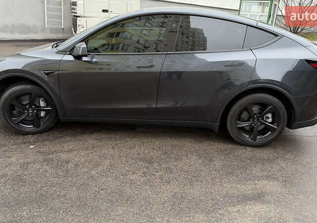 Серый Тесла Model Y, объемом двигателя 0 л и пробегом 4 тыс. км за 53500 $, фото 14 на Automoto.ua
