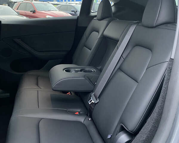 Серый Тесла Model Y, объемом двигателя 0 л и пробегом 11 тыс. км за 35500 $, фото 27 на Automoto.ua