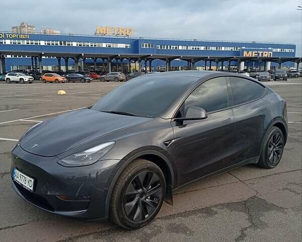 Сірий Тесла Model Y, об'ємом двигуна 0 л та пробігом 8 тис. км за 34700 $, фото 22 на Automoto.ua