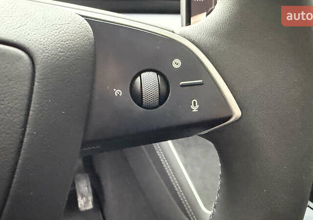 Серый Тесла Model Y, объемом двигателя 0 л и пробегом 4 тыс. км за 53500 $, фото 24 на Automoto.ua