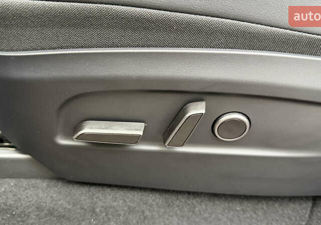 Серый Тесла Model Y, объемом двигателя 0 л и пробегом 4 тыс. км за 53500 $, фото 21 на Automoto.ua