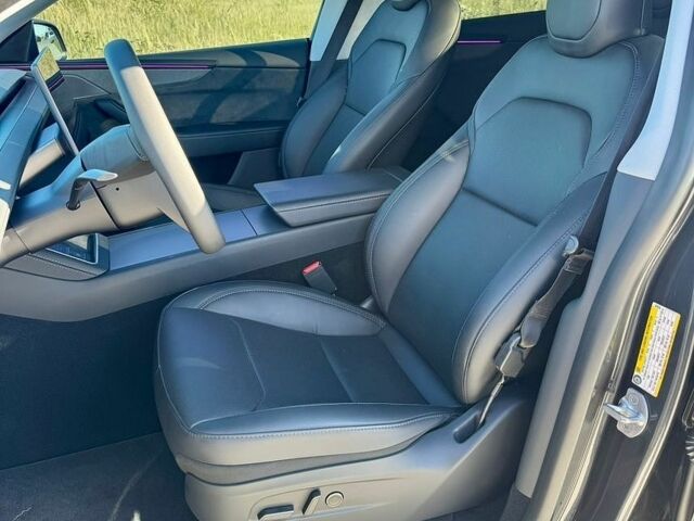 Серый Тесла Model Y, объемом двигателя 0 л и пробегом 13 тыс. км за 37777 $, фото 12 на Automoto.ua