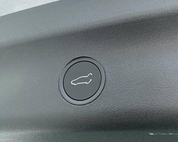 Серый Тесла Model Y, объемом двигателя 0 л и пробегом 11 тыс. км за 35500 $, фото 32 на Automoto.ua