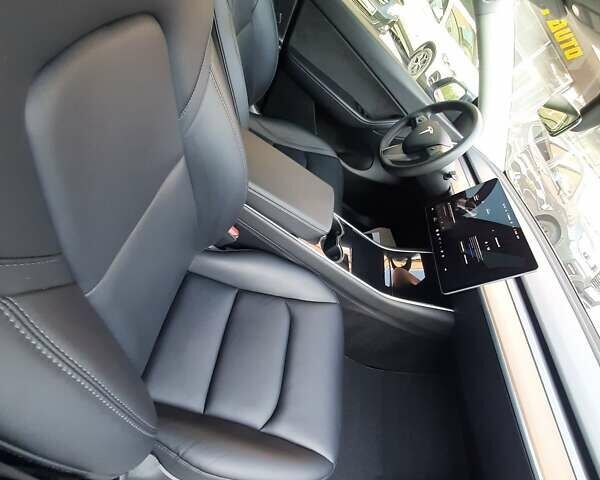 Серый Тесла Model Y, объемом двигателя 0 л и пробегом 130 тыс. км за 20800 $, фото 17 на Automoto.ua