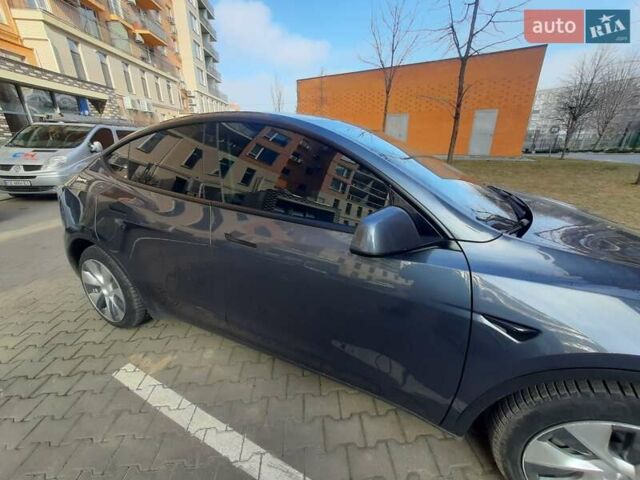 Серый Тесла Model Y, объемом двигателя 0 л и пробегом 130 тыс. км за 20800 $, фото 14 на Automoto.ua