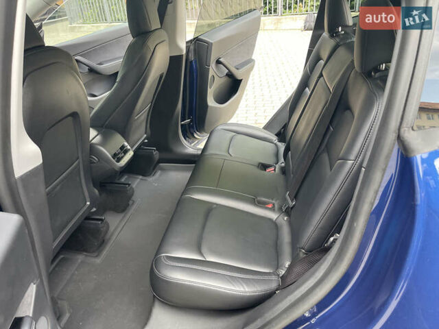 Синий Тесла Model Y, объемом двигателя 0 л и пробегом 35 тыс. км за 24000 $, фото 17 на Automoto.ua