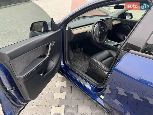Синій Тесла Model Y, об'ємом двигуна 0 л та пробігом 111 тис. км за 24500 $, фото 6 на Automoto.ua