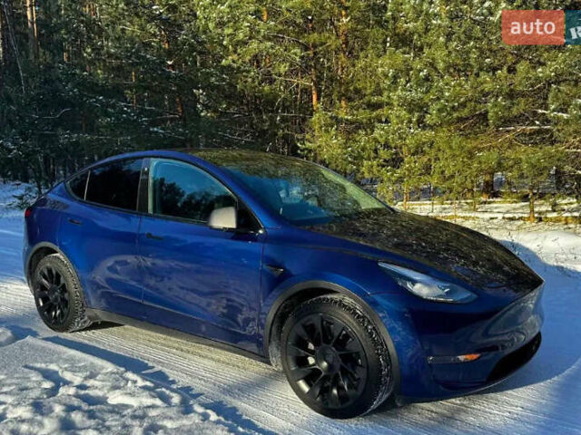 Синий Тесла Model Y, объемом двигателя 0 л и пробегом 55 тыс. км за 28000 $, фото 3 на Automoto.ua