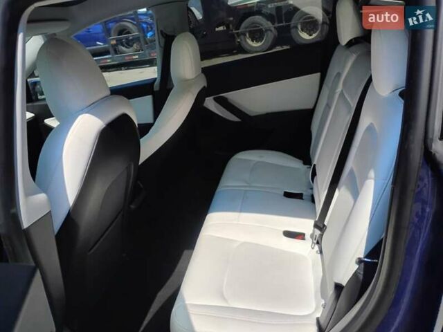 Синий Тесла Model Y, объемом двигателя 0 л и пробегом 136 тыс. км за 18100 $, фото 16 на Automoto.ua