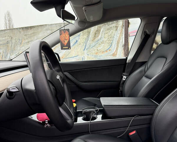 Синий Тесла Model Y, объемом двигателя 0 л и пробегом 100 тыс. км за 21400 $, фото 19 на Automoto.ua