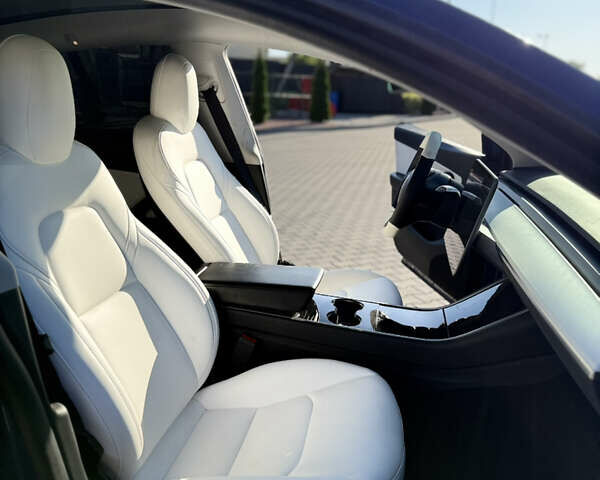 Синій Тесла Model Y, об'ємом двигуна 0 л та пробігом 211 тис. км за 17200 $, фото 17 на Automoto.ua
