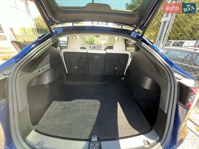 Синий Тесла Model Y, объемом двигателя 0 л и пробегом 70 тыс. км за 25500 $, фото 9 на Automoto.ua