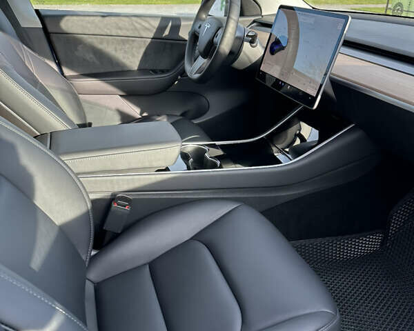 Синій Тесла Model Y, об'ємом двигуна 0 л та пробігом 51 тис. км за 23499 $, фото 16 на Automoto.ua