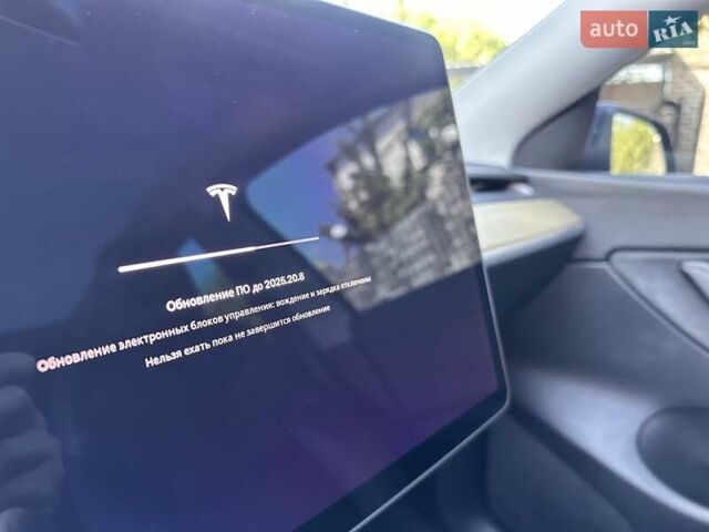 Синій Тесла Model Y, об'ємом двигуна 0 л та пробігом 163 тис. км за 20900 $, фото 47 на Automoto.ua