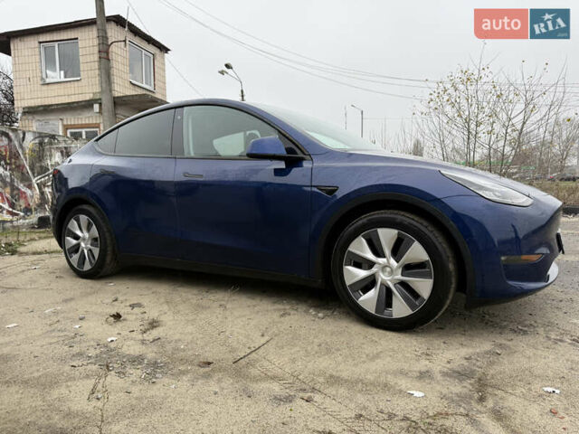 Синий Тесла Model Y, объемом двигателя 0 л и пробегом 100 тыс. км за 21400 $, фото 2 на Automoto.ua