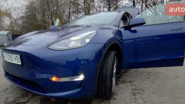 Синий Тесла Model Y, объемом двигателя 0 л и пробегом 261 тыс. км за 19600 $, фото 32 на Automoto.ua
