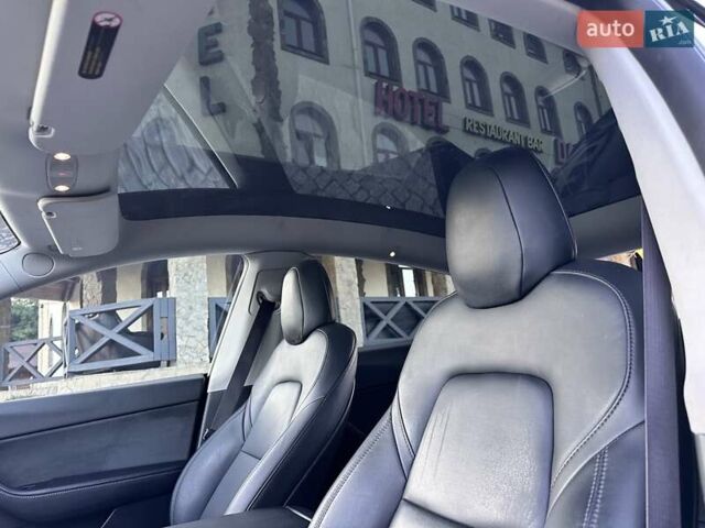 Синій Тесла Model Y, об'ємом двигуна 0 л та пробігом 163 тис. км за 20900 $, фото 19 на Automoto.ua
