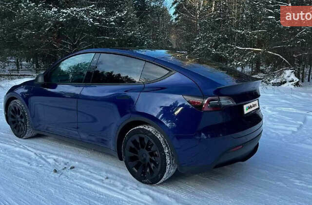 Синий Тесла Model Y, объемом двигателя 0 л и пробегом 55 тыс. км за 28000 $, фото 9 на Automoto.ua