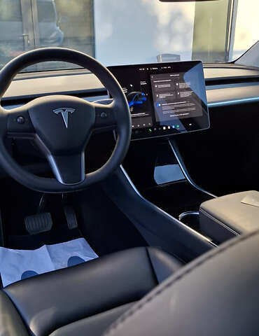 Синий Тесла Model Y, объемом двигателя 0 л и пробегом 73 тыс. км за 21000 $, фото 17 на Automoto.ua