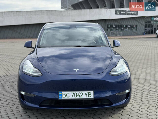Синий Тесла Model Y, объемом двигателя 0 л и пробегом 83 тыс. км за 23800 $, фото 15 на Automoto.ua