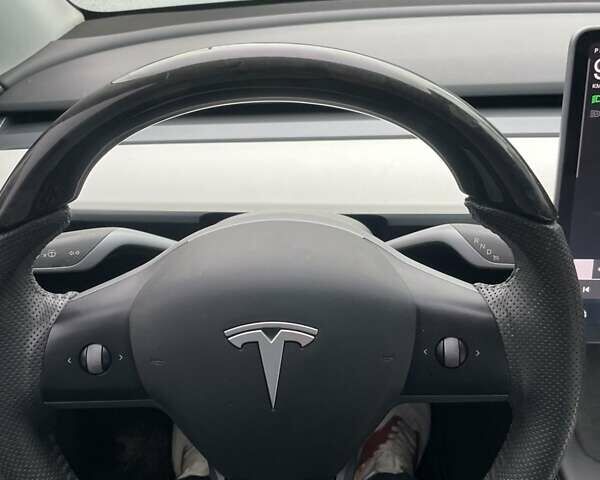 Синий Тесла Model Y, объемом двигателя 0 л и пробегом 69 тыс. км за 29500 $, фото 3 на Automoto.ua