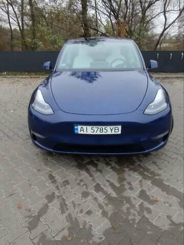 Синий Тесла Model Y, объемом двигателя 0 л и пробегом 261 тыс. км за 19600 $, фото 24 на Automoto.ua