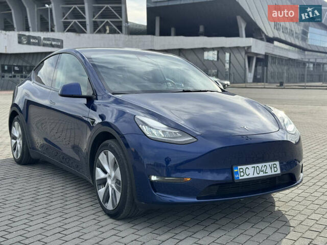 Синий Тесла Model Y, объемом двигателя 0 л и пробегом 83 тыс. км за 23800 $, фото 22 на Automoto.ua