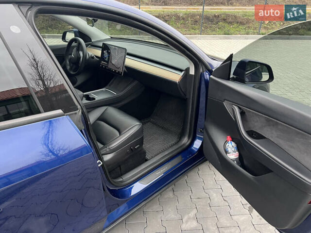 Синій Тесла Model Y, об'ємом двигуна 0 л та пробігом 111 тис. км за 24500 $, фото 9 на Automoto.ua
