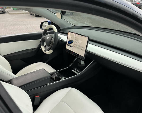 Синий Тесла Model Y, объемом двигателя 0 л и пробегом 211 тыс. км за 18200 $, фото 13 на Automoto.ua