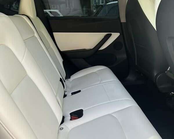 Синій Тесла Model Y, об'ємом двигуна 0 л та пробігом 145 тис. км за 24000 $, фото 15 на Automoto.ua