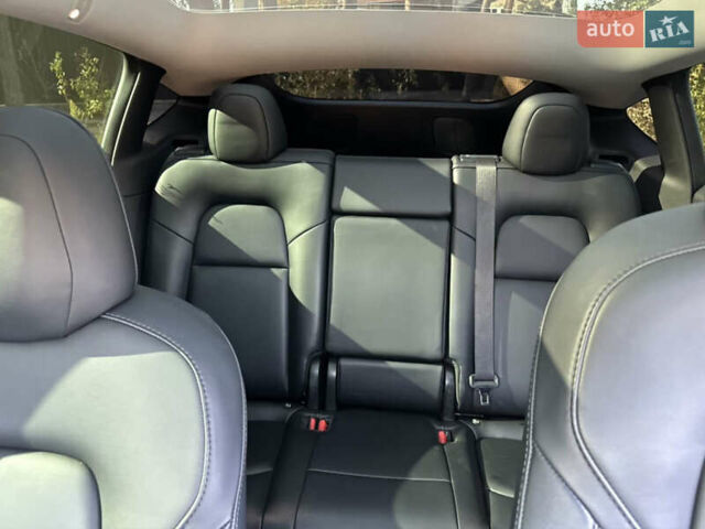 Синій Тесла Model Y, об'ємом двигуна 0 л та пробігом 94 тис. км за 24000 $, фото 12 на Automoto.ua