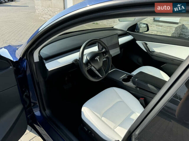 Синій Тесла Model Y, об'ємом двигуна 0 л та пробігом 61 тис. км за 22500 $, фото 11 на Automoto.ua