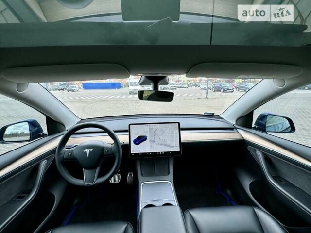 Синий Тесла Model Y, объемом двигателя 0 л и пробегом 28 тыс. км за 38555 $, фото 16 на Automoto.ua