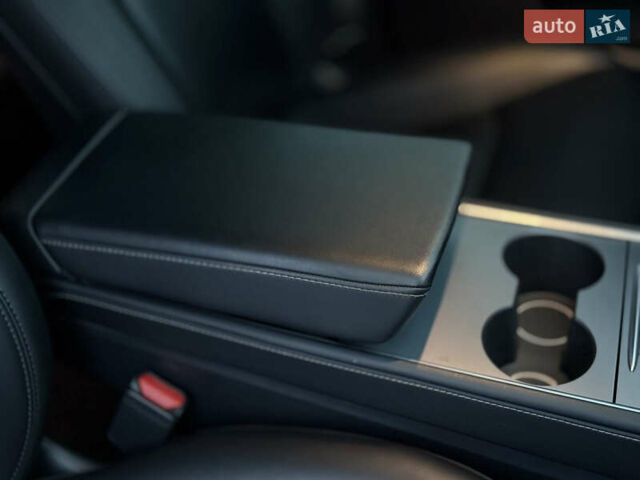 Тесла Model Y 2021 в Харькове на Automoto.ua Синий Тесла Model Y, объемом двигателя 0 л и пробегом 113 тыс. км за 21200 $, фото 50 на Automoto.ua