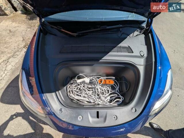 Синий Тесла Model Y, объемом двигателя 0 л и пробегом 84 тыс. км за 28500 $, фото 14 на Automoto.ua