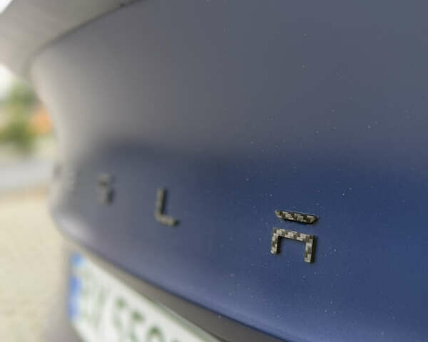 Синій Тесла Model Y, об'ємом двигуна 0 л та пробігом 48 тис. км за 30000 $, фото 32 на Automoto.ua