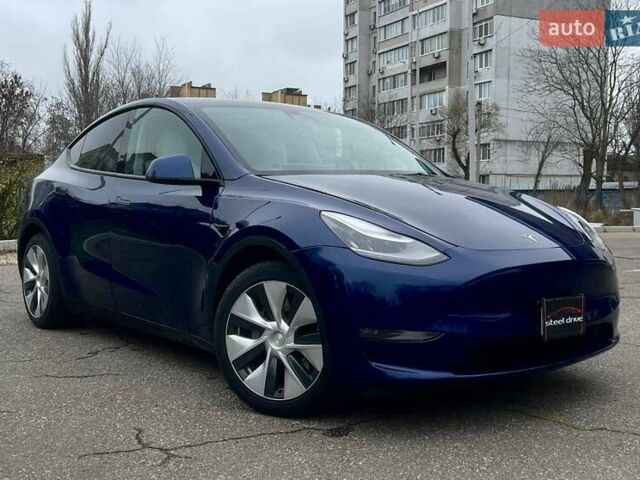 Синий Тесла Model Y, объемом двигателя 0 л и пробегом 130 тыс. км за 23500 $, фото 2 на Automoto.ua