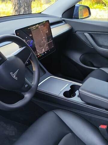 Синій Тесла Model Y, об'ємом двигуна 0 л та пробігом 62 тис. км за 25700 $, фото 1 на Automoto.ua