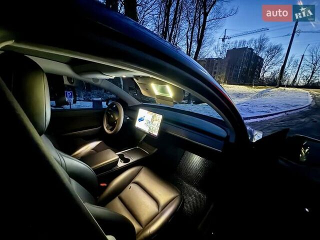 Синий Тесла Model Y, объемом двигателя 0 л и пробегом 20 тыс. км за 40000 $, фото 4 на Automoto.ua
