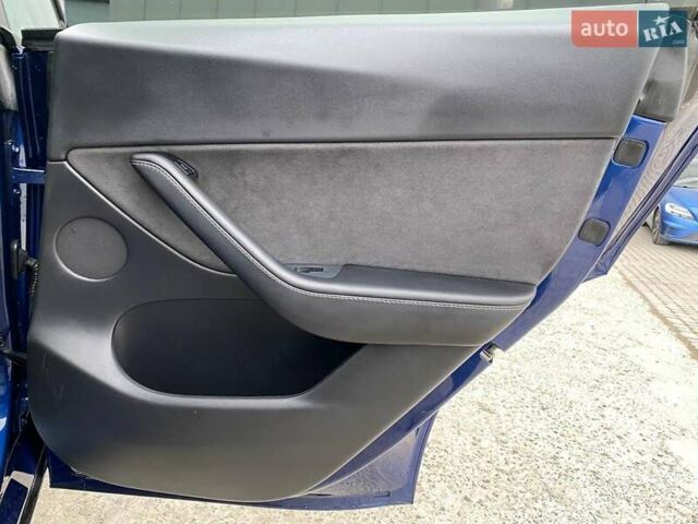Синій Тесла Model Y, об'ємом двигуна 0 л та пробігом 91 тис. км за 25990 $, фото 18 на Automoto.ua