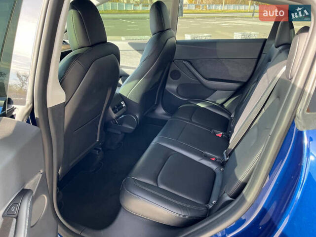 Синий Тесла Model Y, объемом двигателя 0 л и пробегом 35 тыс. км за 30100 $, фото 20 на Automoto.ua