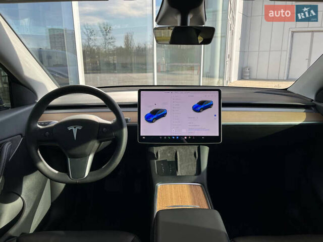 Синий Тесла Model Y, объемом двигателя 0 л и пробегом 35 тыс. км за 30100 $, фото 12 на Automoto.ua