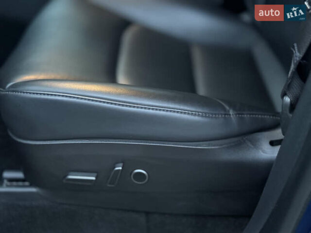 Тесла Model Y 2021 в Харькове на Automoto.ua Синий Тесла Model Y, объемом двигателя 0 л и пробегом 113 тыс. км за 21200 $, фото 40 на Automoto.ua